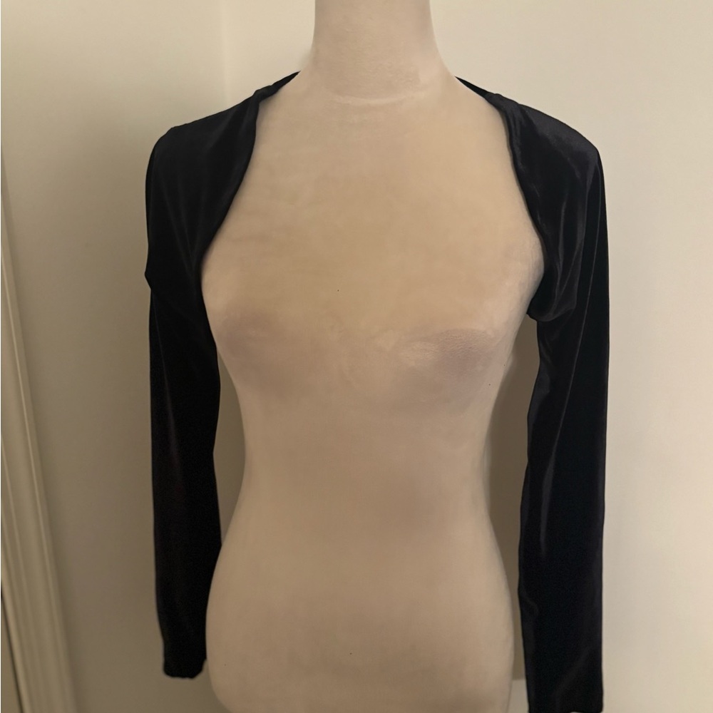 Black Velvet Mini Cropped Long Sleeve Open Front Jacket